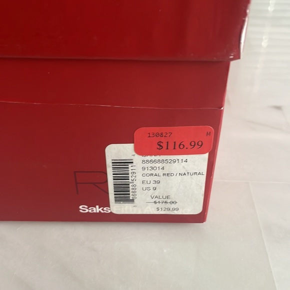 Brand new never worn! size 9 saks fifth ave RED Label beautiful Wedges - Picture 2 of 3